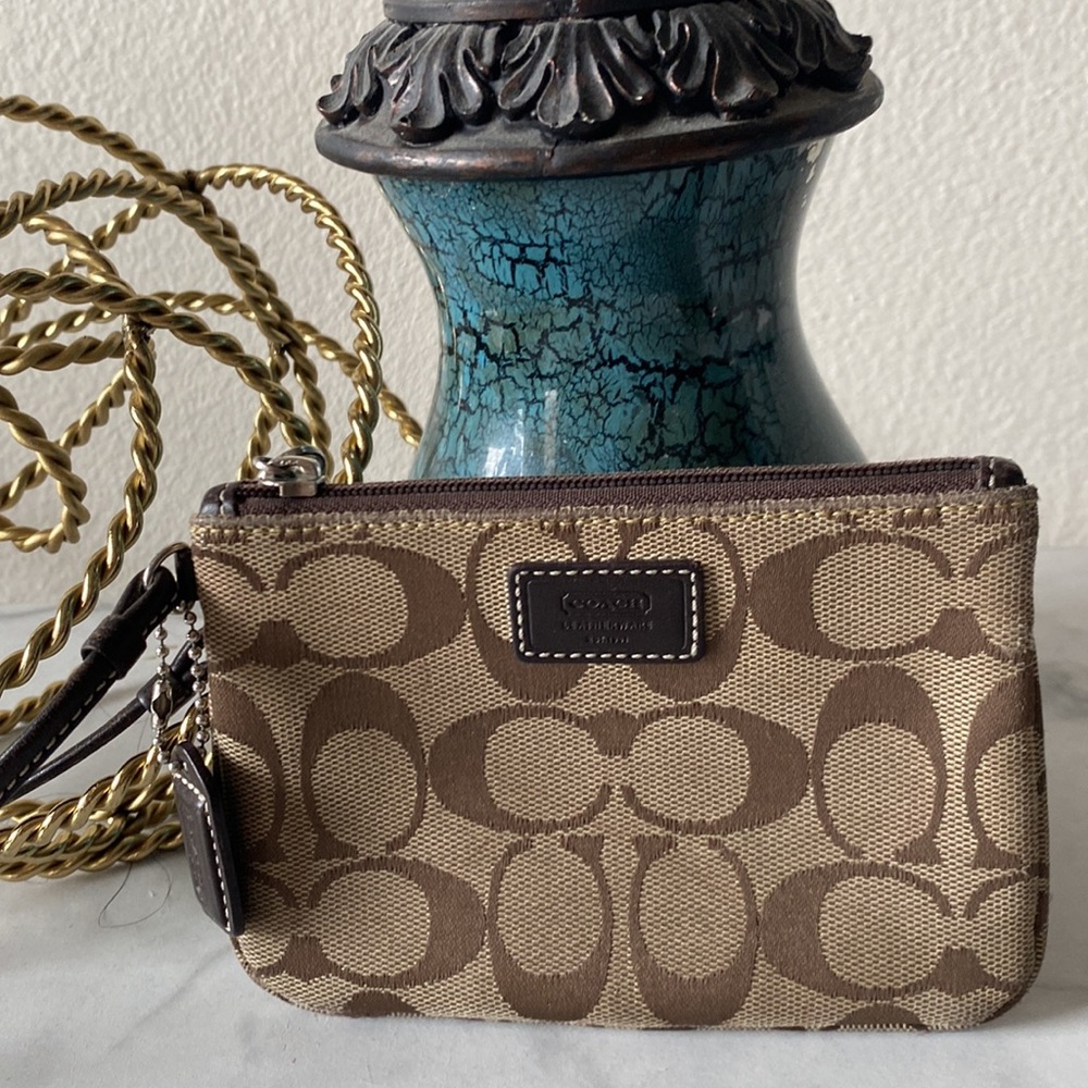 Authentic Coach Coin Purse - Mini Wallet Wristlet